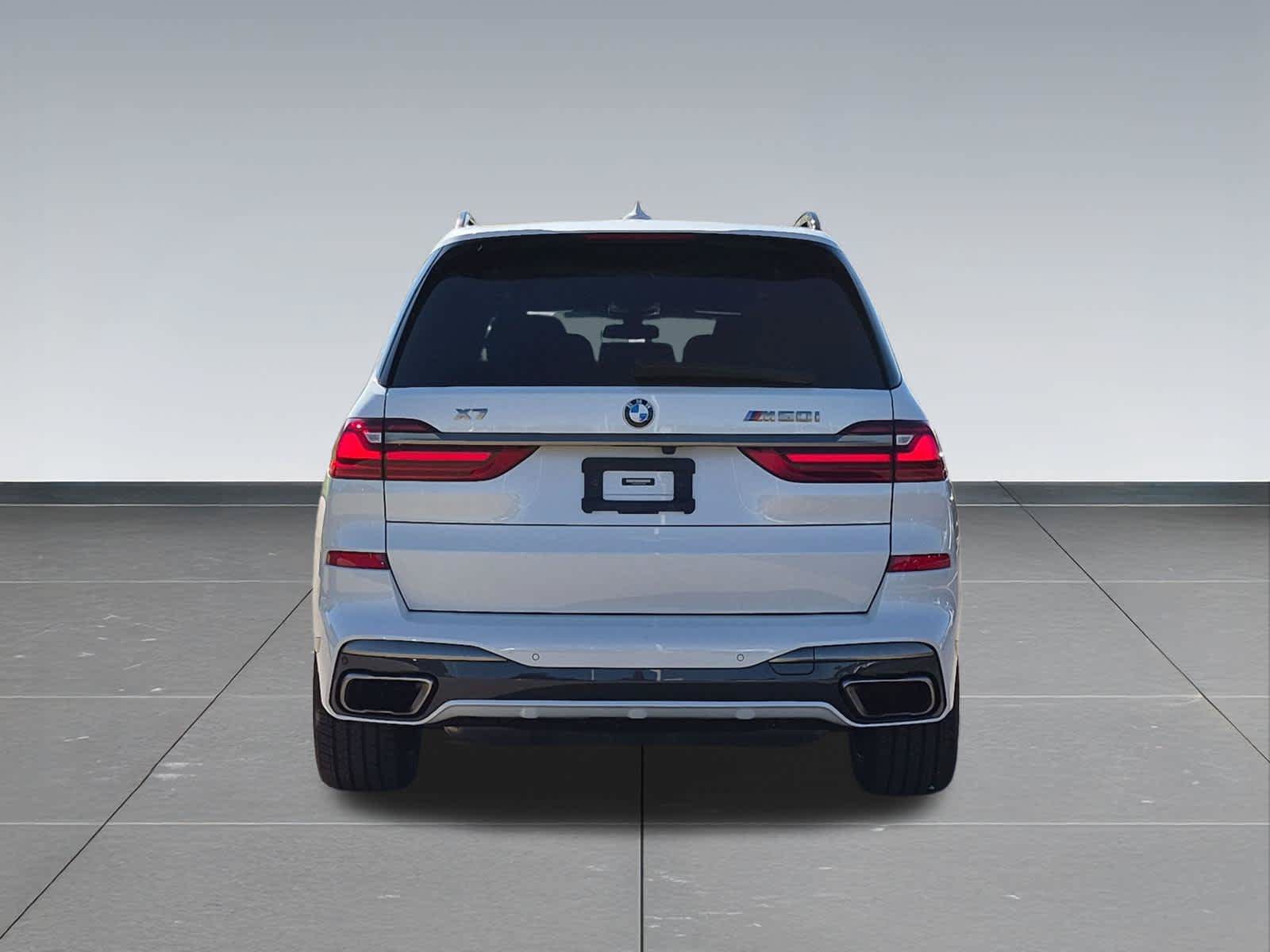 Used 2022 BMW X7 M50i AWD/4WD image 5