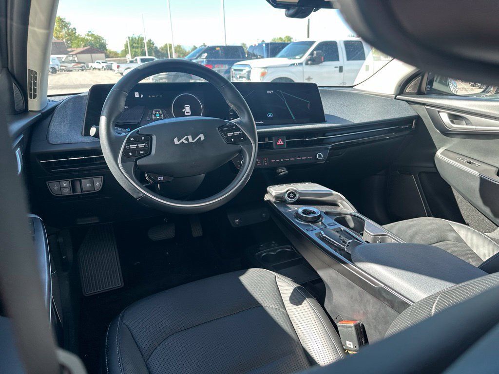 Used 2023 Kia EV6 Wind w/ Wind Technology Package AWD/4WD image 20