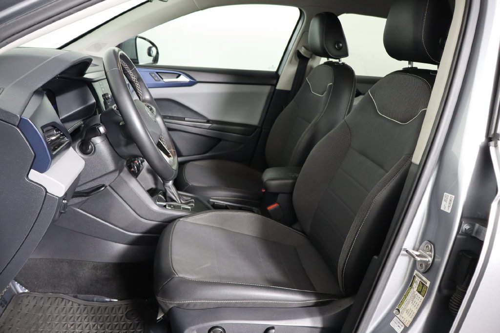 Used 2023 Volkswagen Taos SE FWD image 14