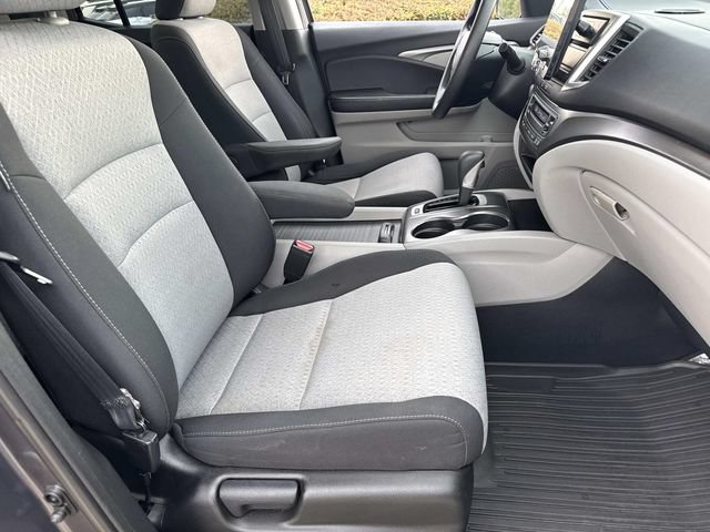 Used 2019 Honda Ridgeline RT image 11