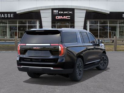 New 2026 GMC Yukon XL Elevation w/ Elevation Premium Package