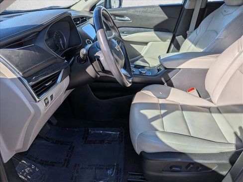 Used 2023 Cadillac XT4 Premium Luxury image 11