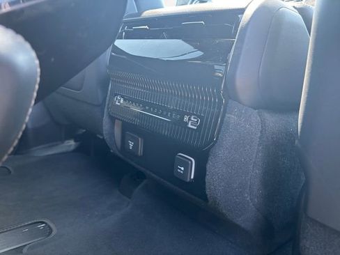 Used 2024 Jeep Grand Wagoneer L Series II w/ Quick Order Packagew 28T AWD/4WD image 20