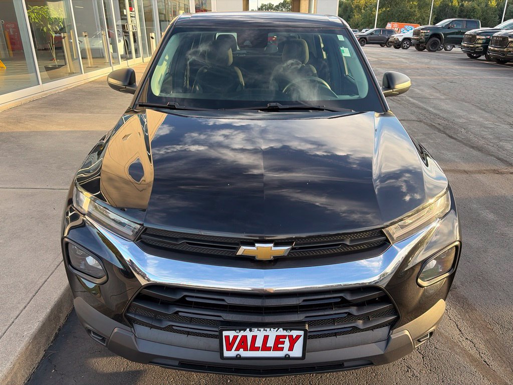 Used 2021 Chevrolet TrailBlazer LS AWD/4WD image 3