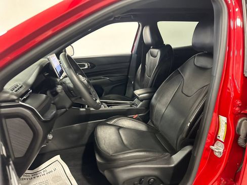 Used 2023 Jeep Compass Limited w/ Elite Group for (Red) Edition AWD/4WD image 16