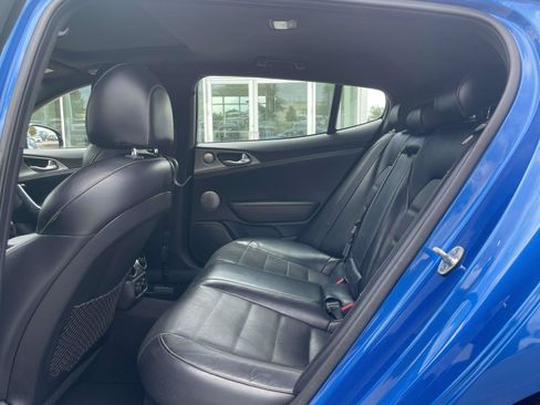 Used 2020 Kia Stinger GT2 RWD image 10