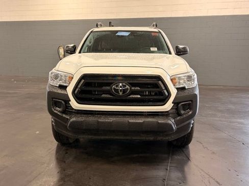 Used 2023 Toyota Tacoma SR RWD image 3