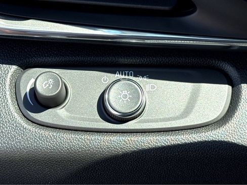New 2026 Buick Envista Preferred w/ Convenience I Package FWD image 10