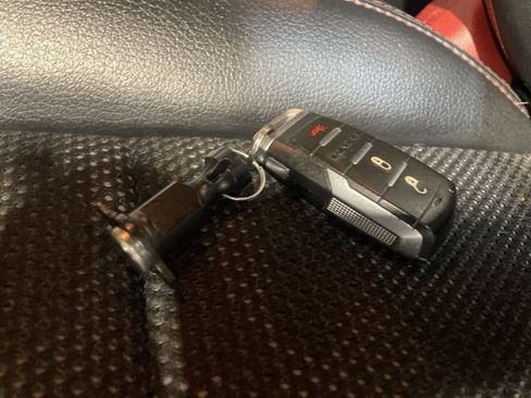Used 2019 RAM 1500 Rebel AWD/4WD image 33