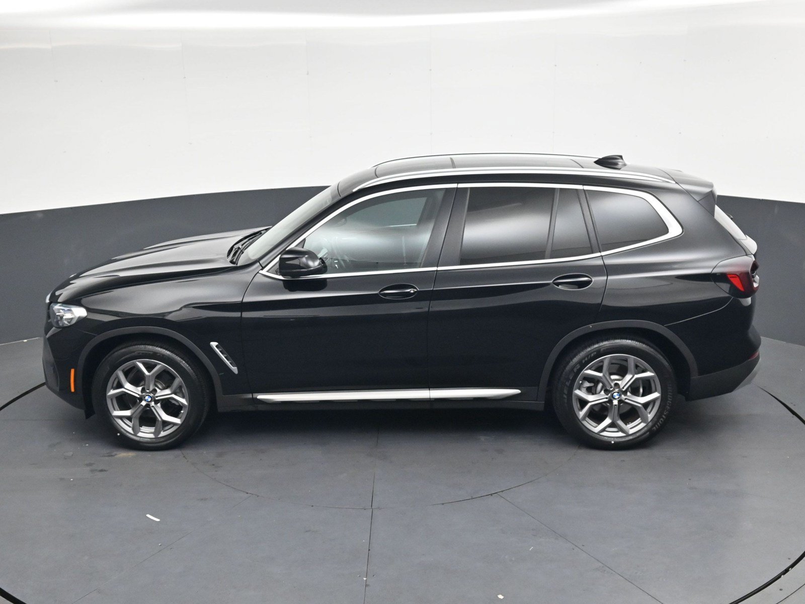 Used 2023 BMW X3 xDrive30i w/ Convenience Package AWD/4WD image 24