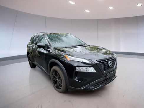 Used 2023 Nissan Rogue SV w/ SV Premium B Package AWD/4WD image 1