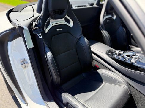 Used 2018 Mercedes-Benz AMG GT Roadster w/ Lane Tracking Package image 29
