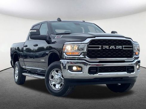 Used 2024 RAM 2500 Big Horn w/ Bed Utility Group image 2