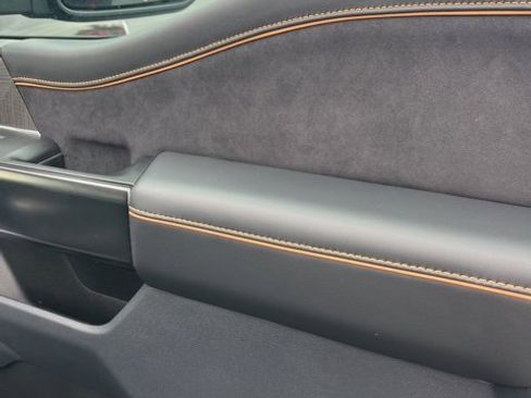 Used 2024 Ford F250 Platinum image 27