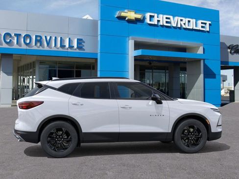 New 2026 Chevrolet Blazer LT w/ Midnight/Sport Edition FWD image 5