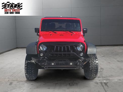 Used 2015 Jeep Wrangler Unlimited Sport w/ Connectivity Group image 8