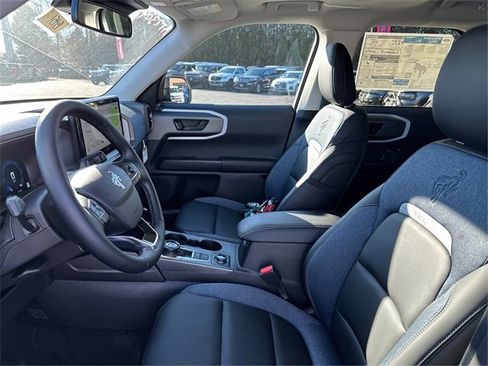 New 2025 Ford Bronco Sport Outer Banks w/ Outer Banks Tech Package+ image 9