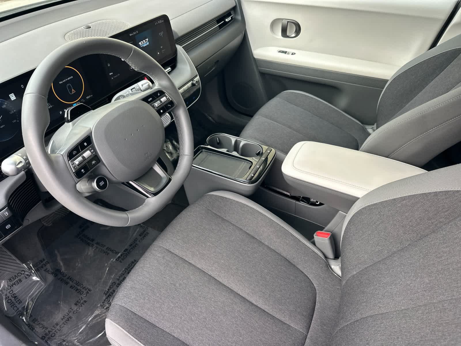 Used 2025 Hyundai Ioniq 5 SE RWD image 12