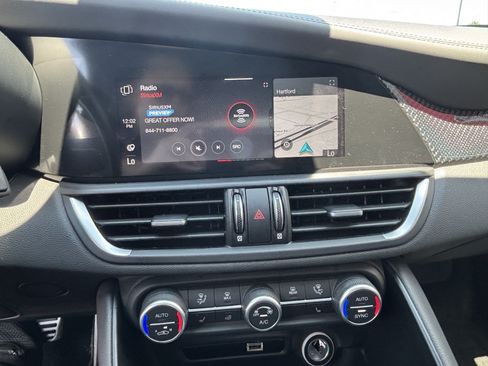 Certified 2023 Alfa Romeo Giulia Quadrifoglio RWD image 21