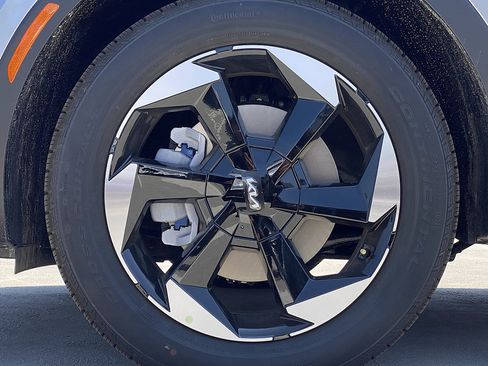 New 2026 Kia Sorento EX FWD image 10