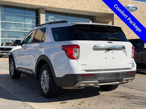 Used 2020 Ford Explorer XLT w/ Equipment Group 202A image 9