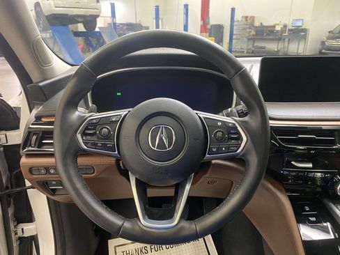 Used 2023 Acura MDX SH-AWD w/ Technology Package image 30