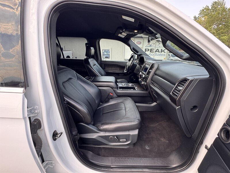 Used 2020 Ford Expedition Max Limited AWD/4WD image 35