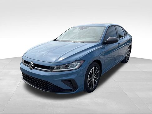 Used 2025 Volkswagen Jetta Sport FWD image 8