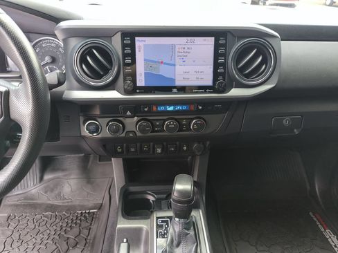 Used 2022 Toyota Tacoma TRD Pro AWD/4WD image 24