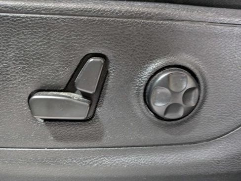 Used 2021 RAM 1500 Big Horn AWD/4WD image 19
