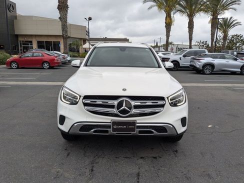Used 2021 Mercedes-Benz GLC 300 image 2
