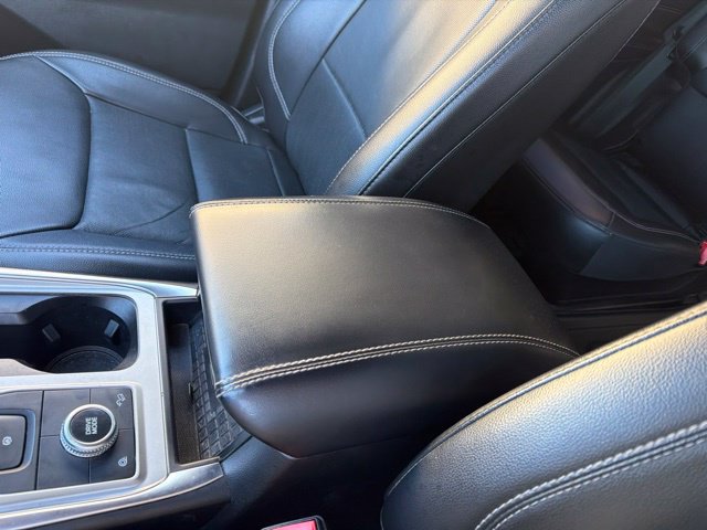 Used 2023 Ford Explorer Limited w/ Equipment Group 301A AWD/4WD image 27