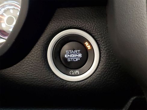 Used 2020 RAM 1500 Big Horn image 6