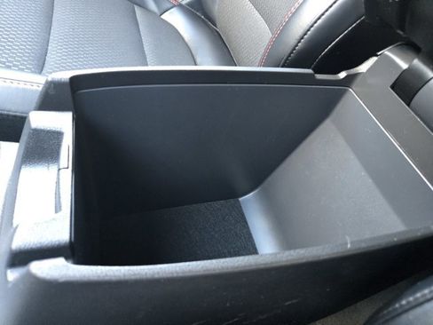 Certified 2025 Ford Escape ST-Line FWD image 12