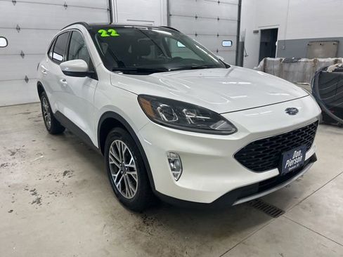 Used 2022 Ford Escape SEL w/ Technology Package image 3