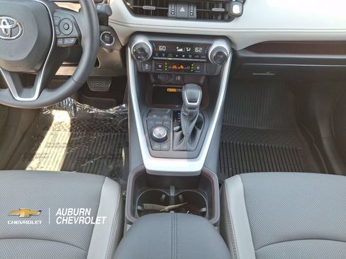Used 2025 Toyota RAV4 Limited w/ Advanced Technology Package AWD/4WD image 12