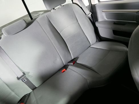 Used 2017 RAM 1500 Classic SLT w/ Luxury Group AWD/4WD image 14