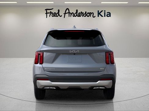 New 2025 Kia Sorento S image 22