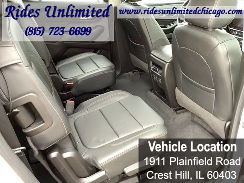 Used 2019 Chevrolet Traverse LT w/ LT Premium Package AWD/4WD image 31