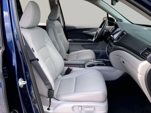 Used 2023 Honda Ridgeline RTL-E image 9