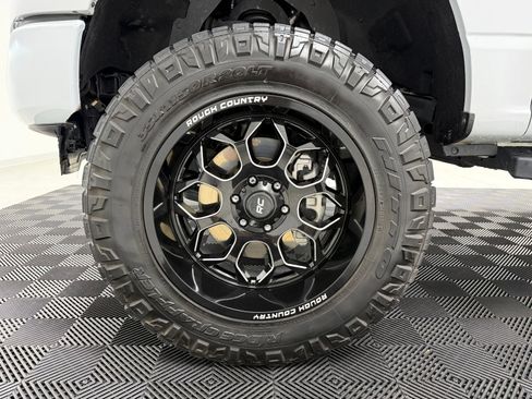 Used 2022 Ford F150 Lariat w/ Max Trailer Tow Package AWD/4WD image 12