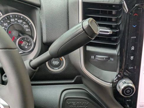 New 2026 RAM 2500 Big Horn AWD/4WD image 12