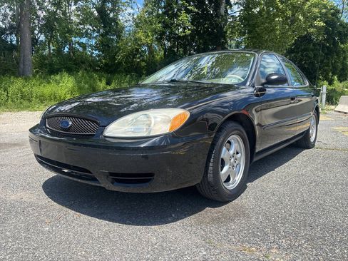 Used 2006 Ford Taurus SE FWD image 4