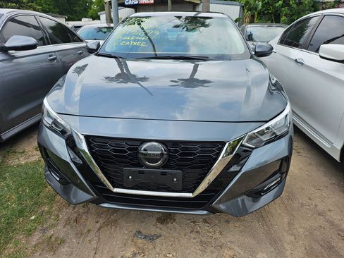Used 2021 Nissan Sentra SV w/ SV Premium Package FWD image 5