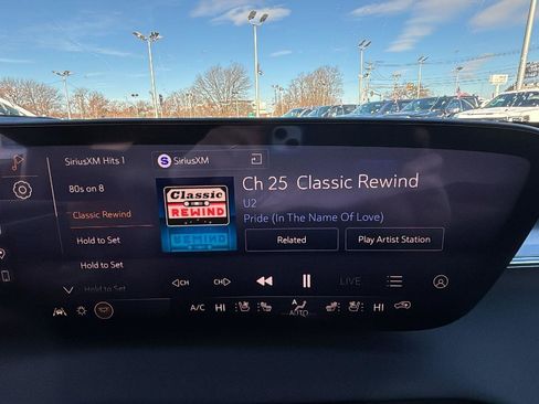 New 2026 Buick Enclave Avenir w/ Super Cruise Package image 18