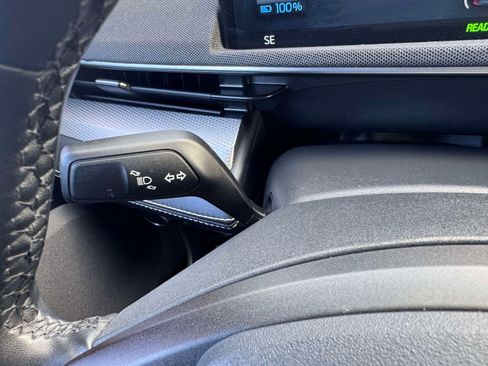 Used 2021 Ford Mustang Mach-E Select image 35