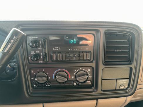 Used 2002 Chevrolet Silverado 3500 LS w/ Off-Road Skid Plate Pkg image 16