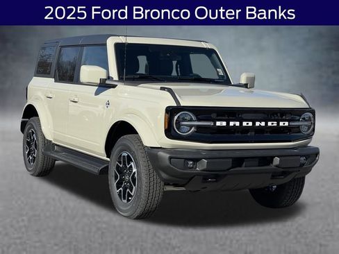 New 2025 Ford Bronco Outer Banks image 1