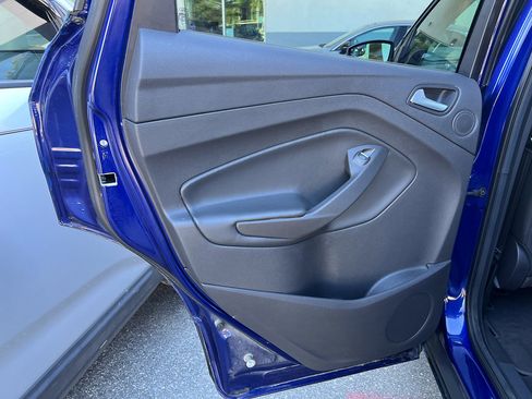 Used 2016 Ford Escape Titanium FWD image 26