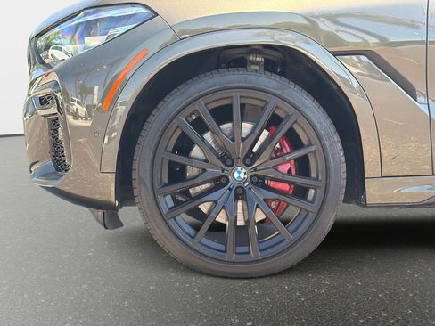 Used 2023 BMW X6 xDrive40i w/ M Sport Package AWD/4WD image 11